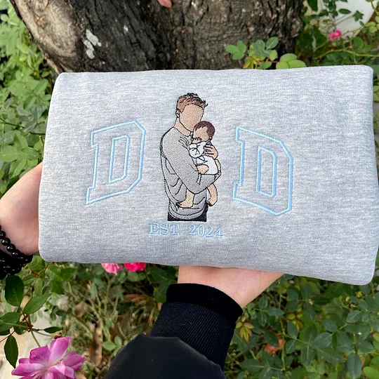 Custom Embroidered Dad Photo Est Sweatshirt/Hoodie