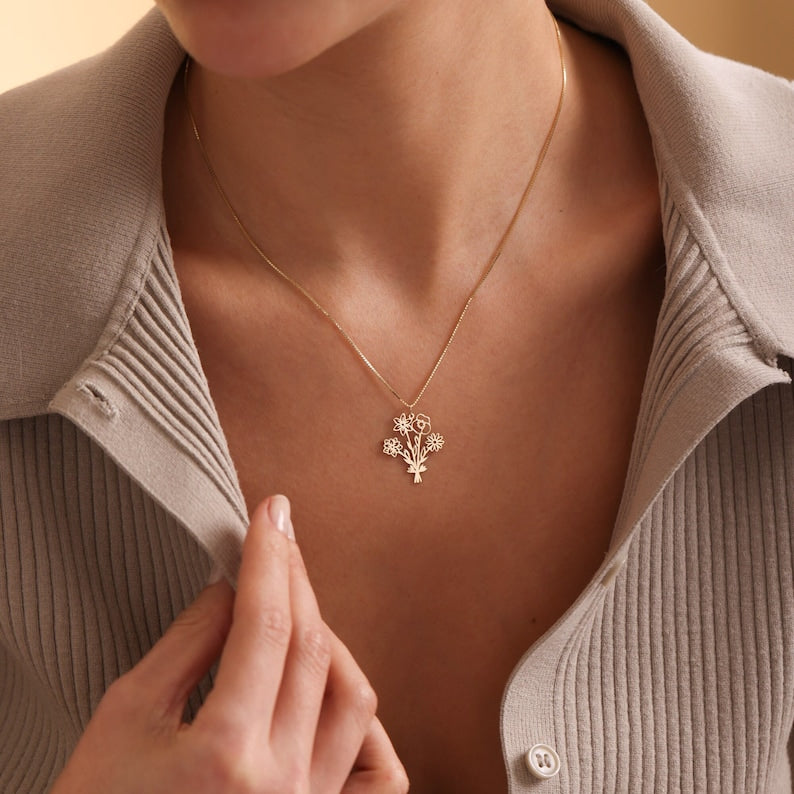 🔥50% OFF – Personalized Family Birth Flower Necklace Mother’s Day Gift