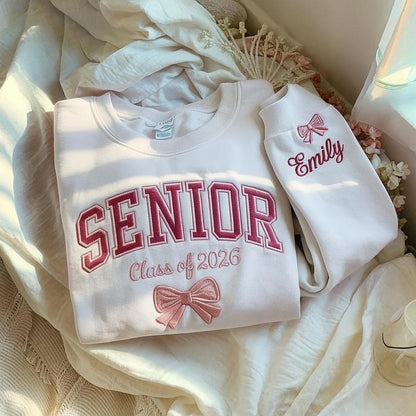 🎀 Custom Senior Sweatshirt – Class of 2026 with Name & Bow Embroidery 🎀